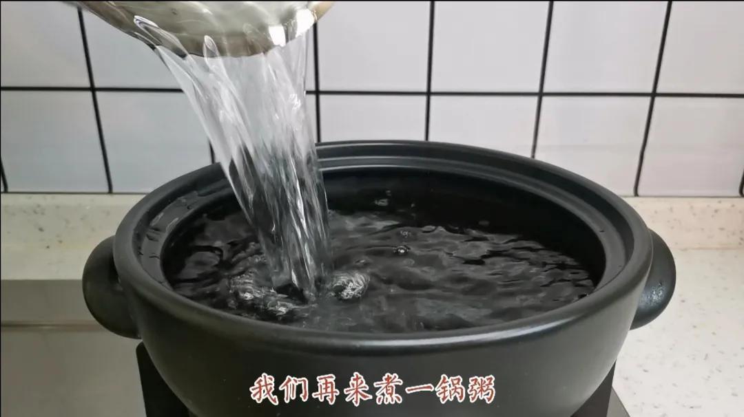 新买的砂锅别直接用，学会正确的开锅和保养，砂锅耐用顺手不开裂 第5张