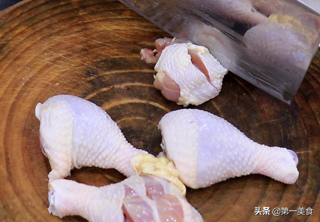 这才是炸鸡腿的正确做法，零难度无技巧，简单易学，焦香酥脆 第3张