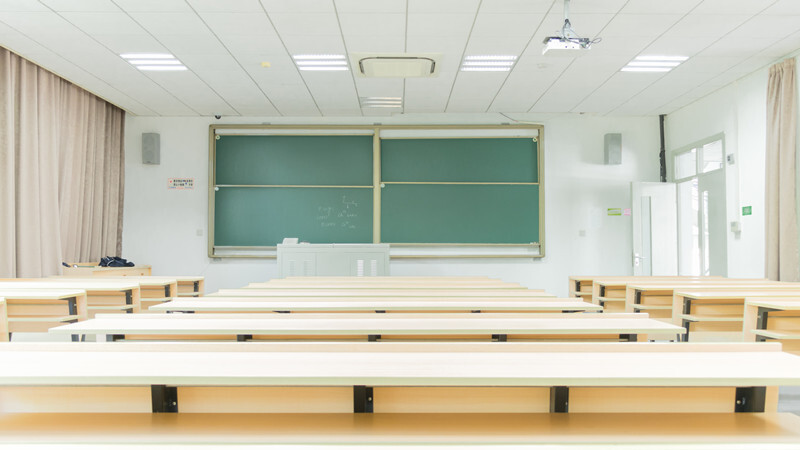 南京外国语大学是211还是985 第1张