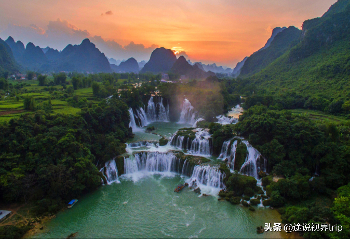 中国十大瀑布排行榜（国内十大最美的瀑布排行榜） 第11张