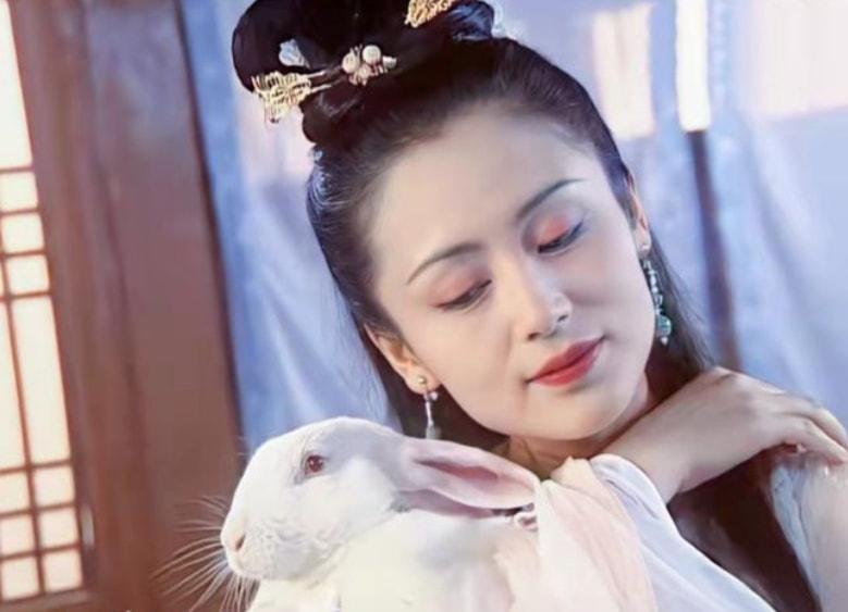 陈红个人资料（第一美人陈红，甘愿为陈凯歌退居幕后） 第23张
