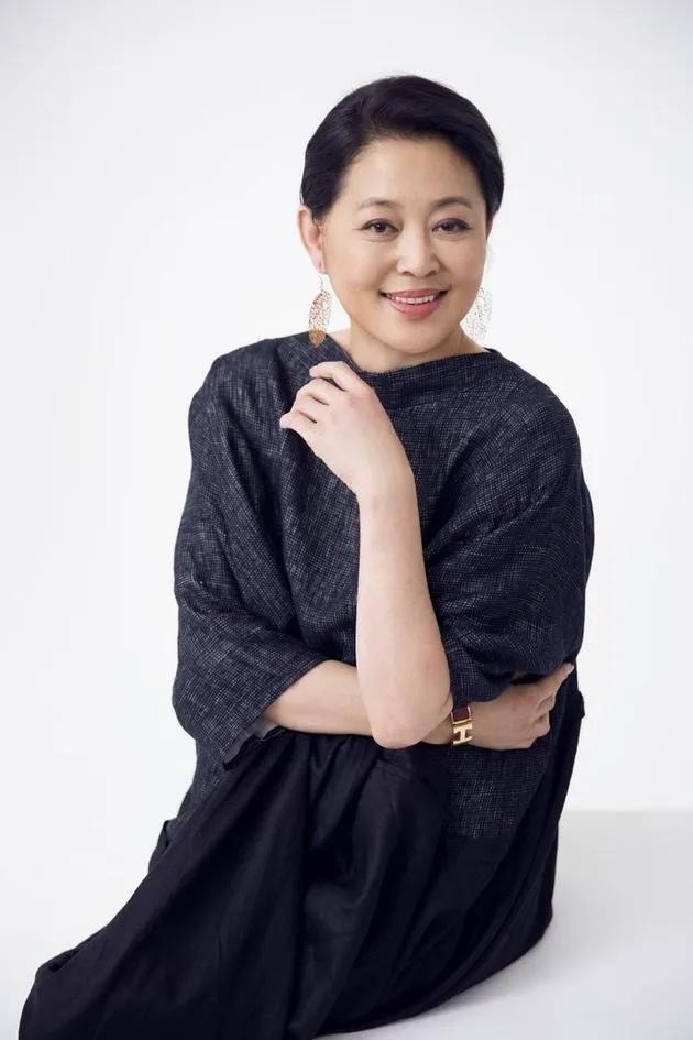 陈红个人资料（“内地第一美女”：28岁嫁给名导） 第27张