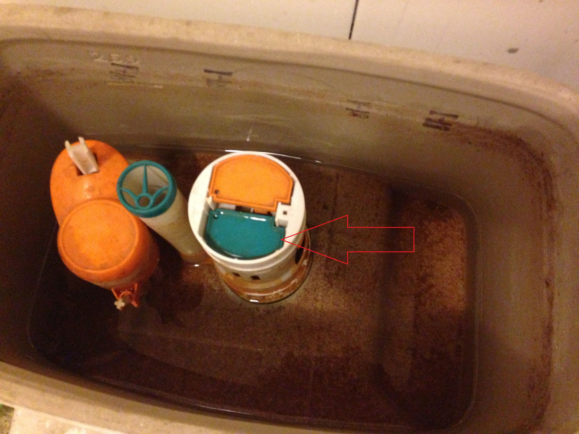 马桶水箱不存水一直流水？有这3个原因，自己动手就可以解决 第5张