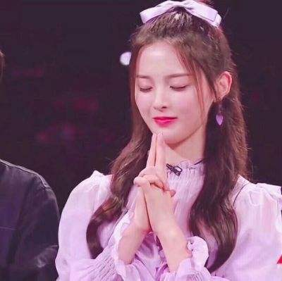 哭出来的顶流：“废物女神”杨超越的爆红之路 第9张