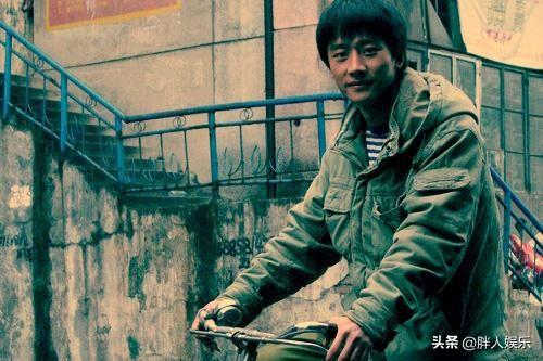 黄轩资料个人资料（曾被质疑靠圈内大姐上位，他太难了） 第31张