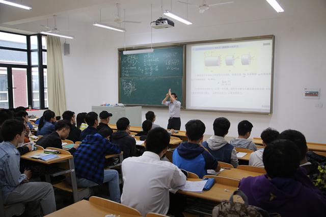 民办大学和公办大学有何差别，学生需要尽早了解，选错小心后悔 第11张