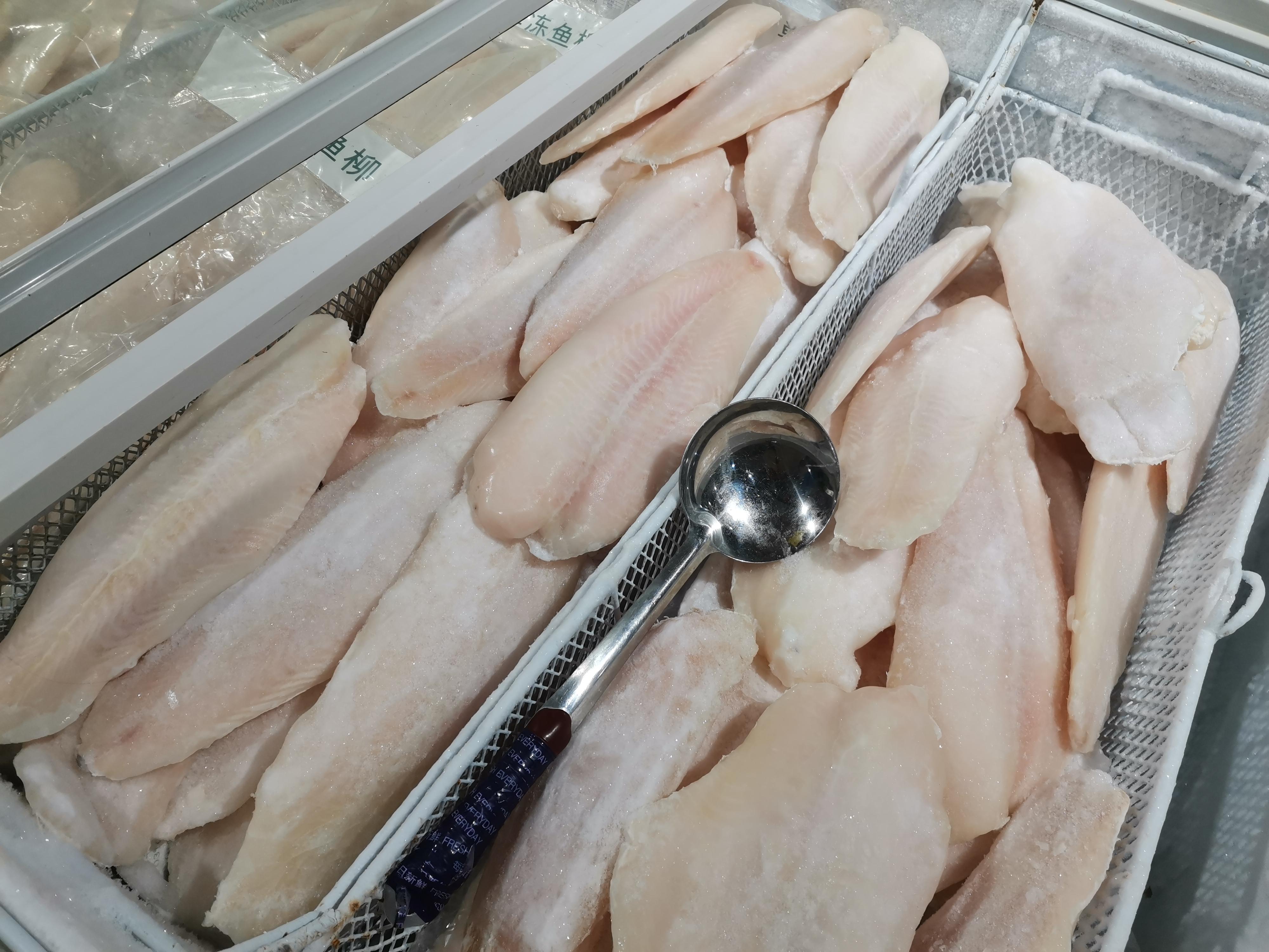龙利鱼和巴沙鱼是一种鱼吗？买鱼要擦亮眼睛 第1张