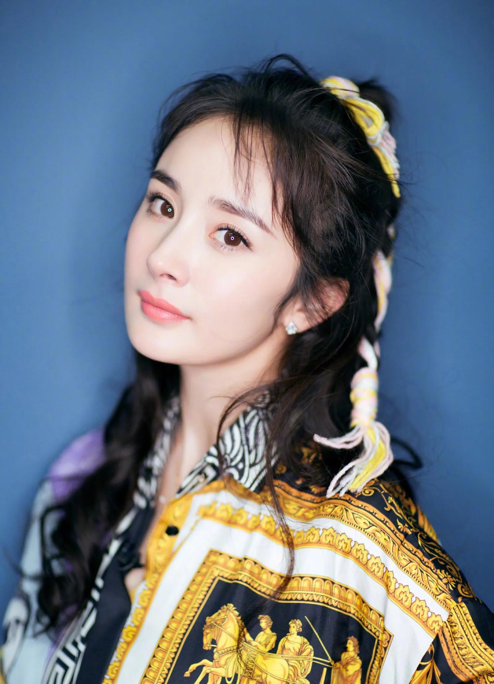 陈红个人资料（“内地第一美女”：28岁嫁给名导） 第43张