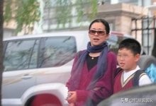 只知有一子，其实倪萍早已儿女双全，关于女儿，她却只字不提 第3张