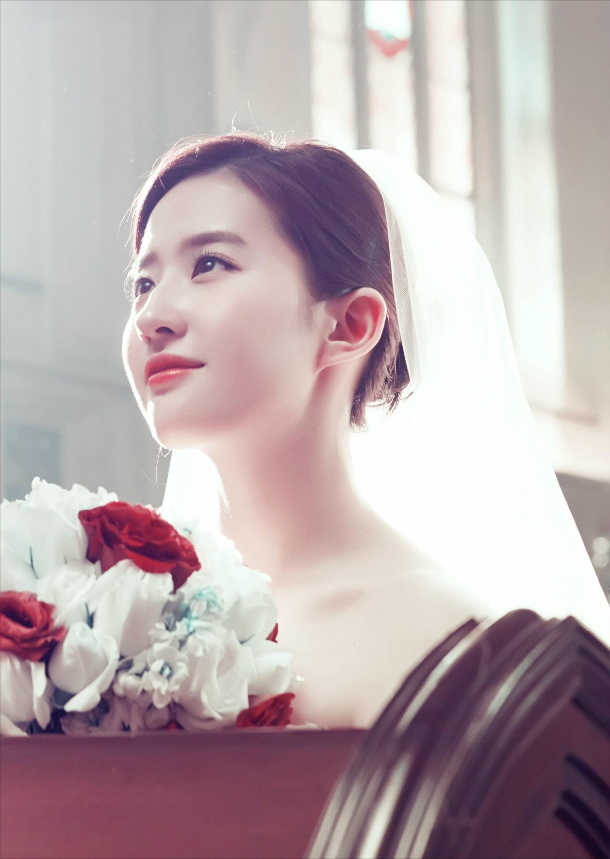 刘亦菲：以结婚的态度与宋承宪交往，因聚少离多分手，34岁仍未婚 第1张