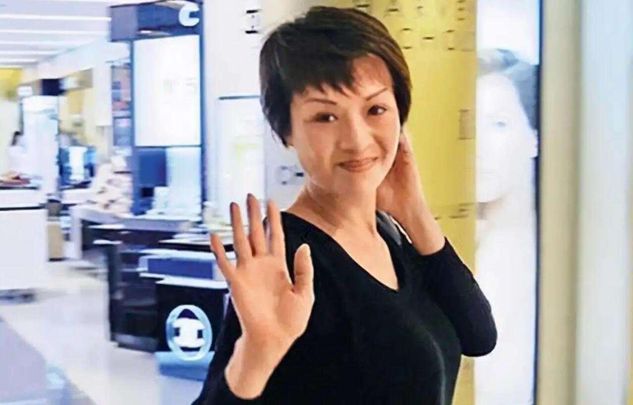 叶玉卿个人资料简介（叶玉卿90年代宅男女神） 第35张