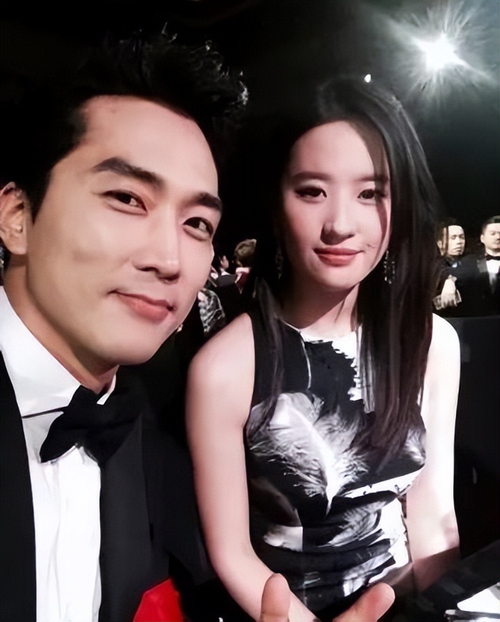 刘亦菲：以结婚的态度与宋承宪交往，因聚少离多分手，34岁仍未婚 第3张