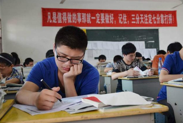 初中生中考350分，还想上高中怎么办？2种方式可以实现 第9张