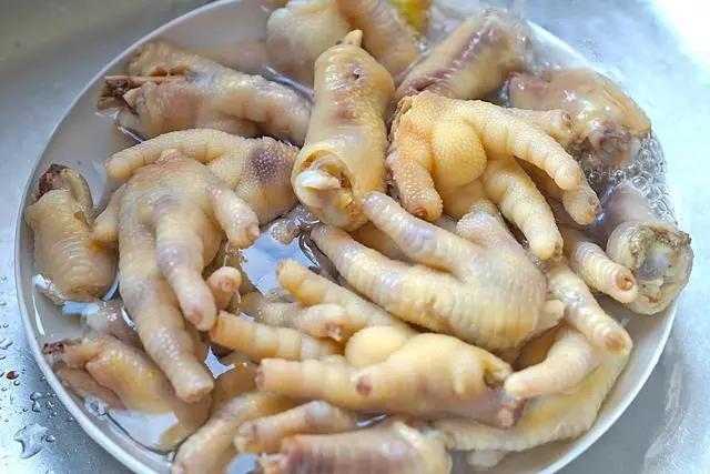 吃货福利：自制泡椒鸡爪简单又好吃 第11张