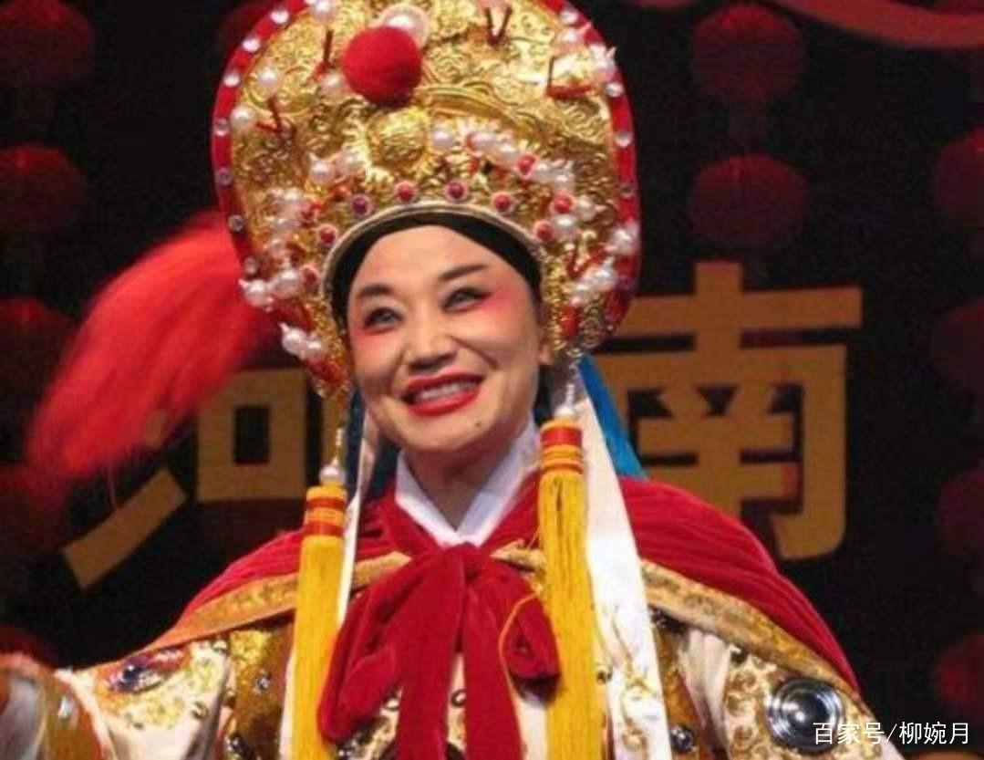 小香玉简历及个人资料（三婚两离，四十岁才当妈） 第39张