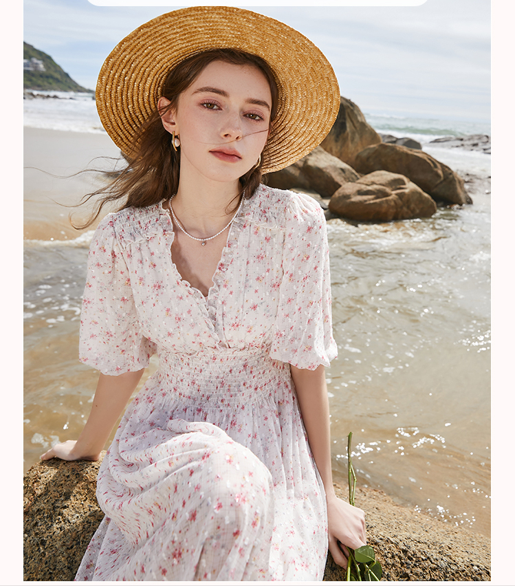 女生穿什么牌子的衣服比较优雅 国内女装十大名牌 第29张