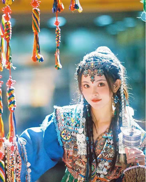哭出来的顶流：“废物女神”杨超越的爆红之路 第19张