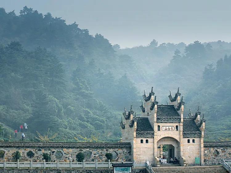 黄冈必去旅游景点有哪些景点（湖北黄冈九大必玩景点） 第1张