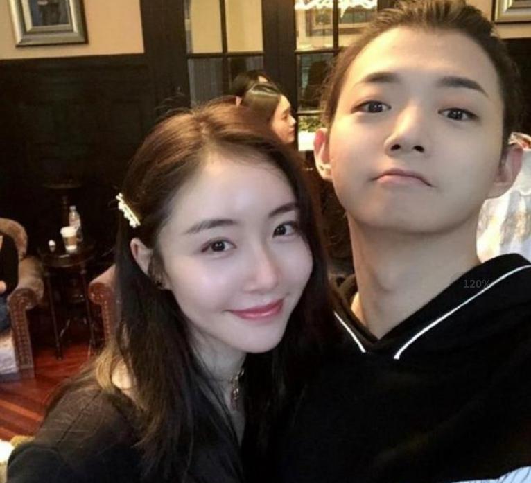 凉凉！工作全被取消，黄旭熙塌房被粉丝亲手撕，骗吃骗喝还PUA 第1张