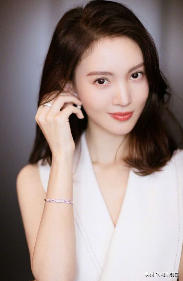 90后女星，绯闻男友高达10个！靠炒绯闻出名的金晨，被称海后 第5张