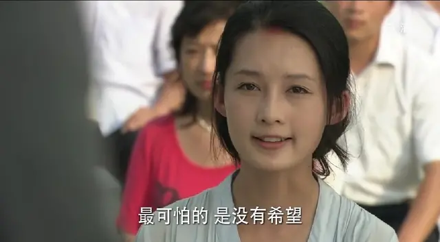 女孩没手机上网课服药自杀，网友：手机是压死骆驼的最后一根稻草 第1张