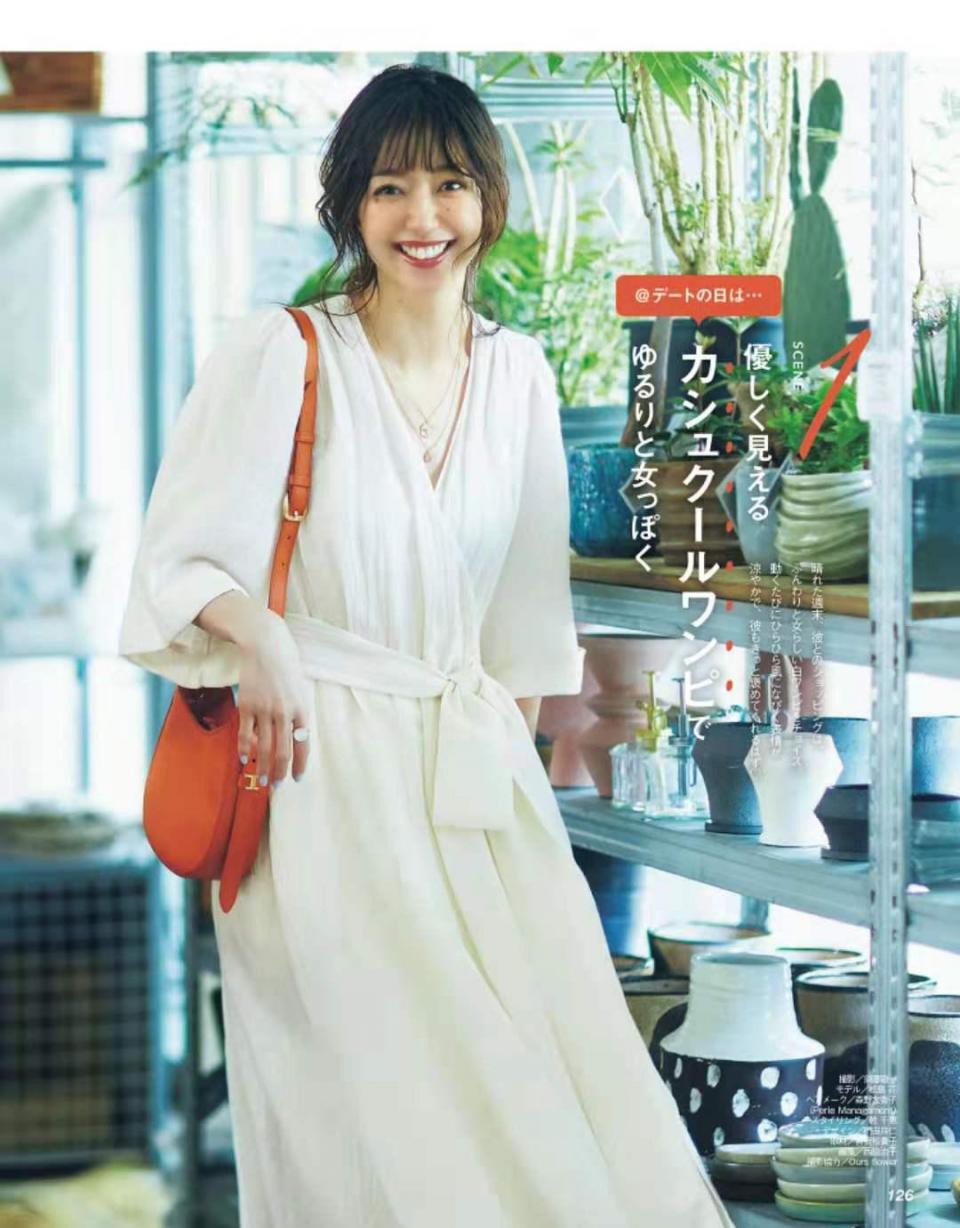 成熟女性穿“连衣裙”靠气质取胜，温柔大气有品位，优雅又显身材 第15张