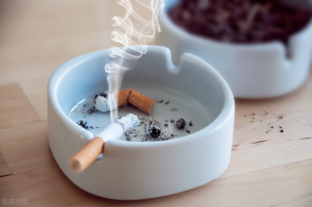 瓜子上火橘子回奶，哺乳妈妈什么不能吃?医生：只有4种食物 第9张