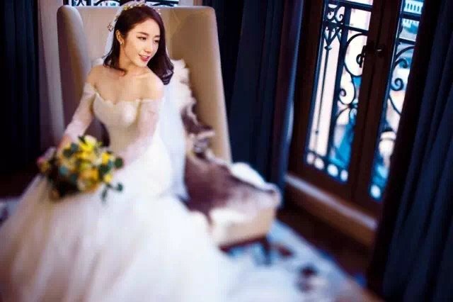 如何利用光源色温营造动人婚纱照 第19张
