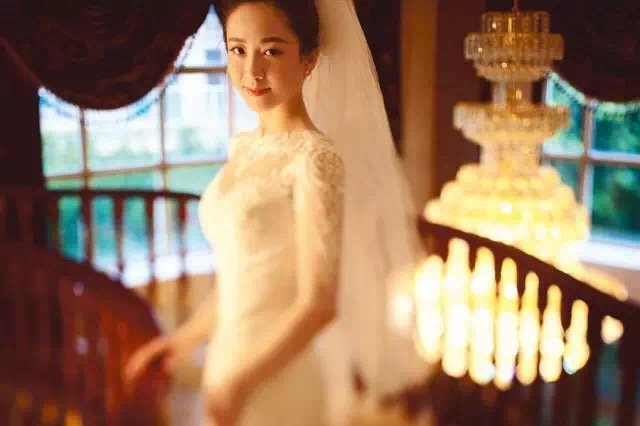 如何利用光源色温营造动人婚纱照 第23张