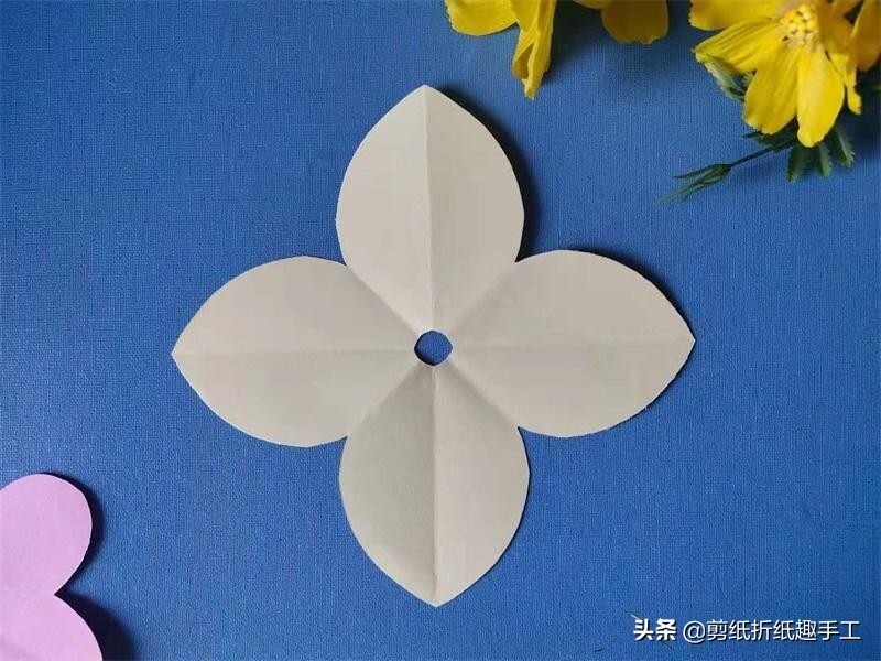 3瓣、4瓣、5瓣和6瓣窗花怎么剪？带你体验折纸带来的百变魔法 第39张