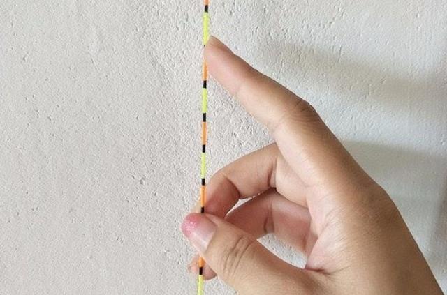 在冬钓过程中，遇到小鱼闹钩的三个调整技巧 第5张