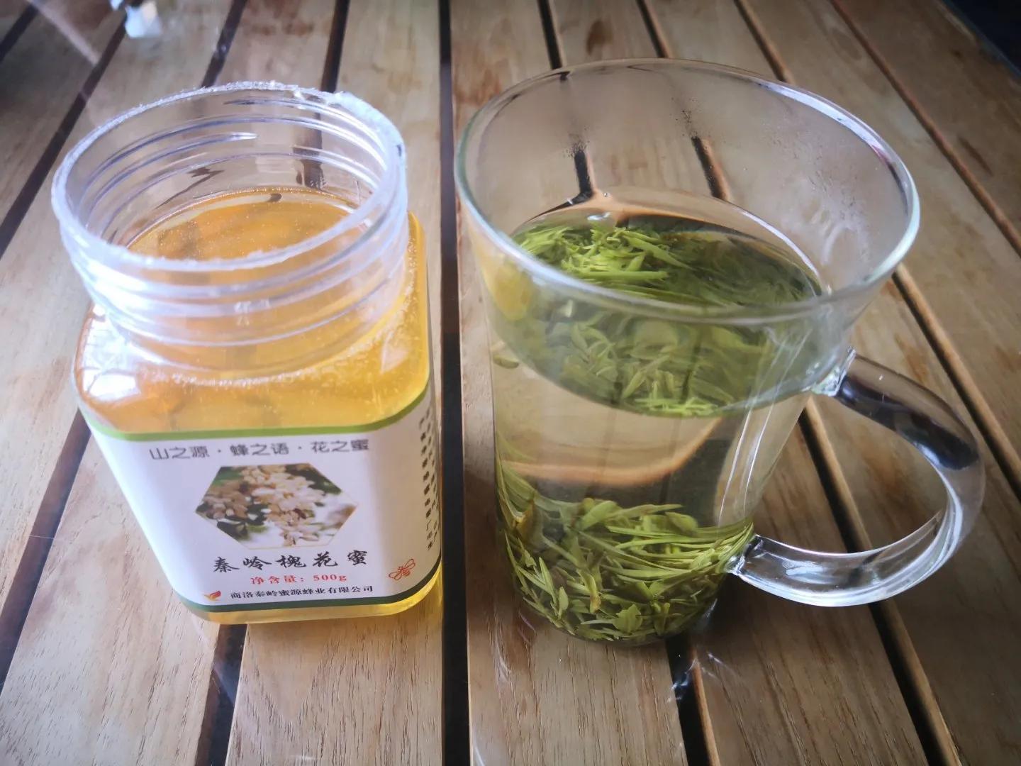 怎样冲蜂蜜水，能不能用开水冲蜂蜜，教你喝蜂蜜的正确方法 第9张