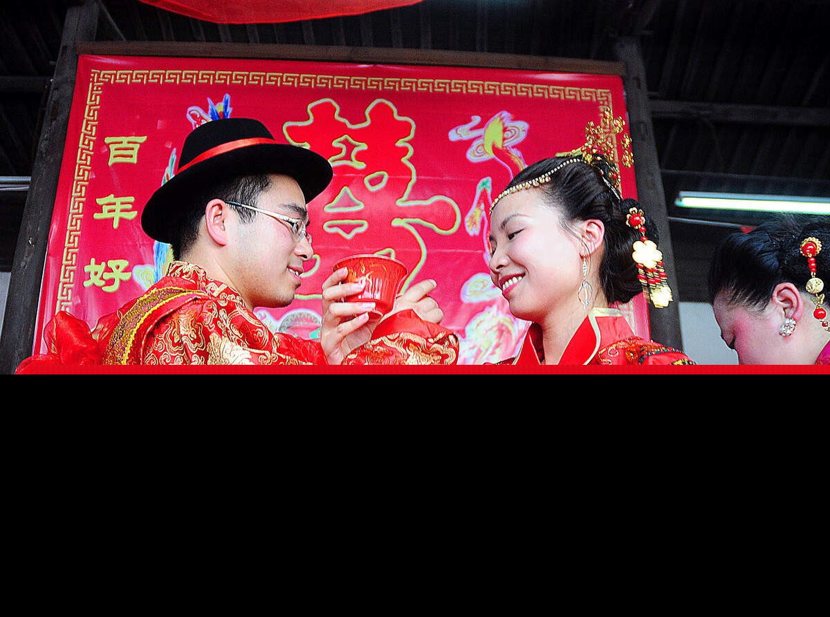 形容夫妻情深的诗句有哪些（夫妻相伴到老唯美语句） 第1张
