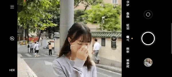 如何用手机在不同机位拍出好看的人像照 第3张