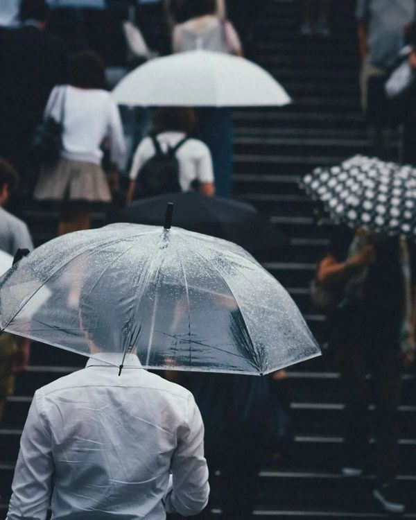 如何用手机在阴雨天拍出别具一格的故事感大片 第29张