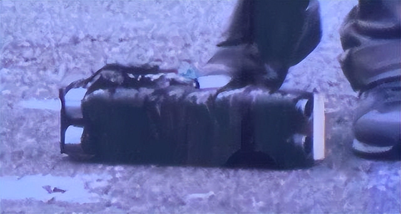 导致安倍晋三真正死亡的，可能不是刺客，而是错误施救的安保人员 第13张