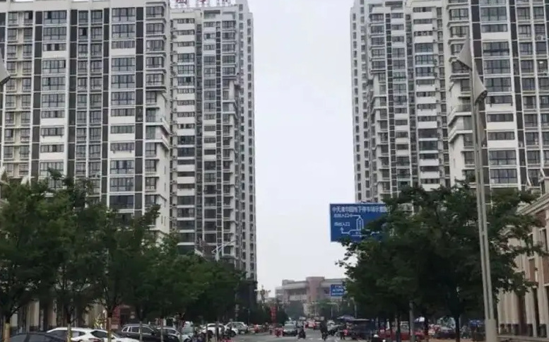 ​全面取消县城落户限制，房价会上涨吗？坐拥多套房的人别高兴太早 第1张