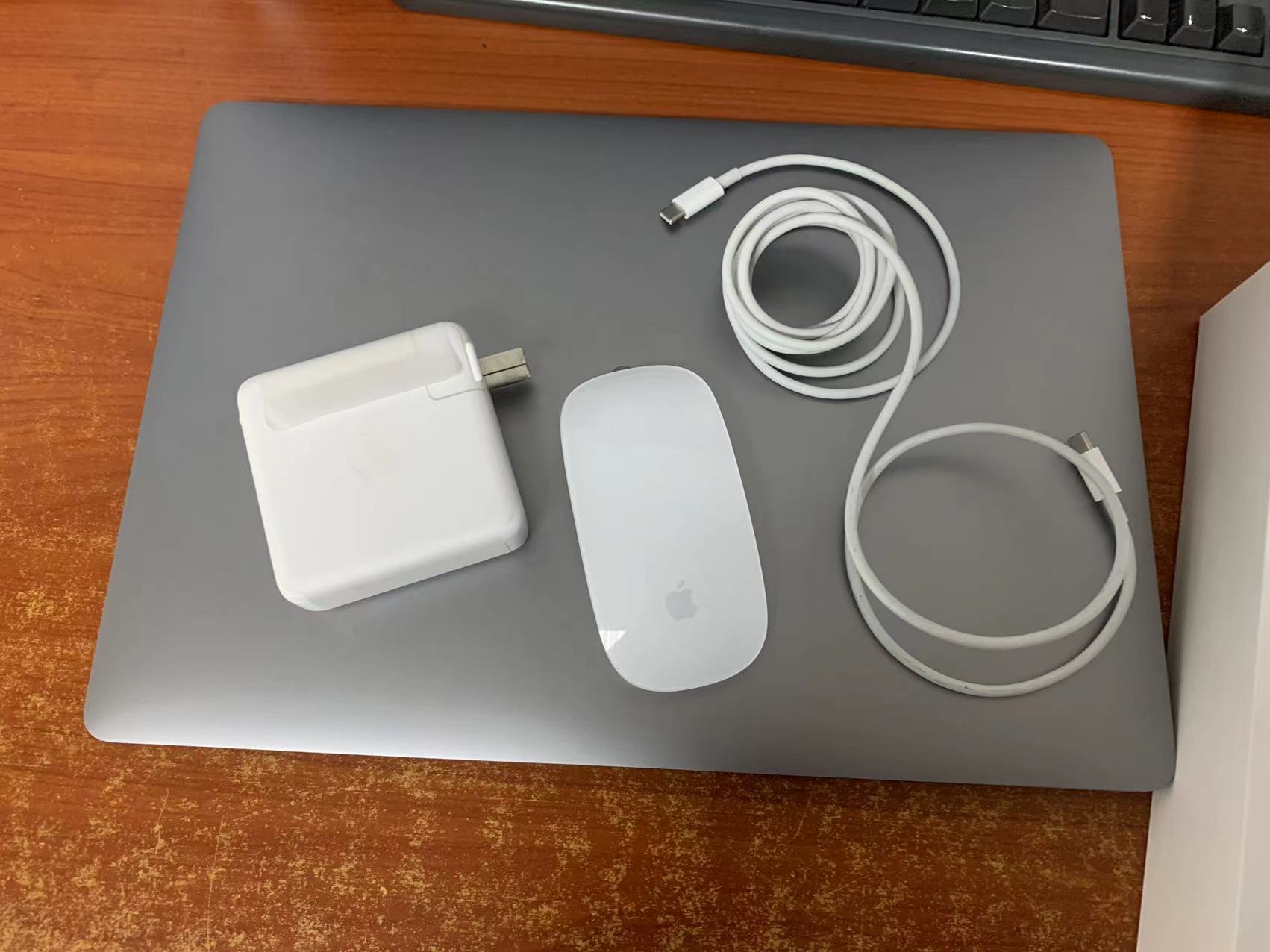 2022年的今天我购买了19款的16寸顶配macbook 第11张