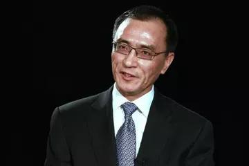 2008年，黄光裕入狱，陈晓发起国美争夺战，黄家棋高一着 第21张