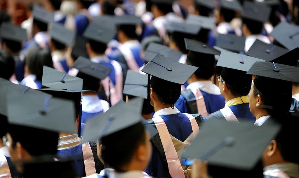 面对学硕的停止招生，考研人在学硕和专硕间徘徊，怎样选择才正确 第3张