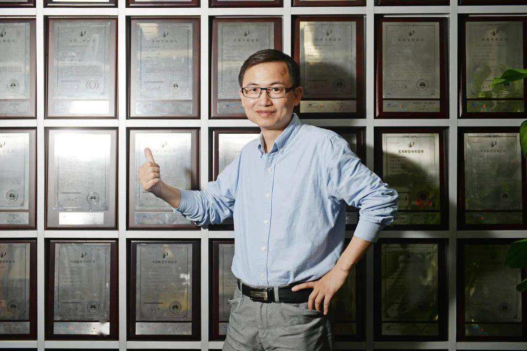 湖南益阳首富：学霸创业，打造高科技领先企业，身家350亿 第3张