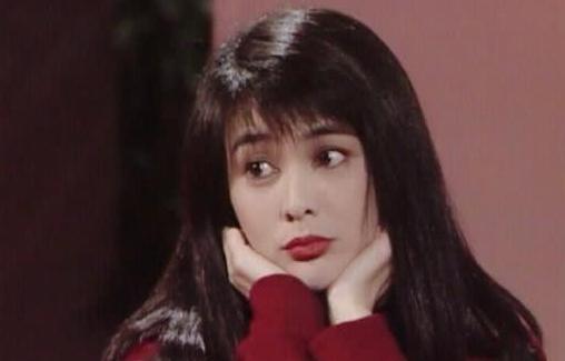 1993年凌晨3点，关之琳被紧急送医院，隔天"高尔夫"丑闻传遍香港 第1张