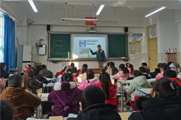六库十大公立小学排名榜 六库重点公立小学排名 第5张
