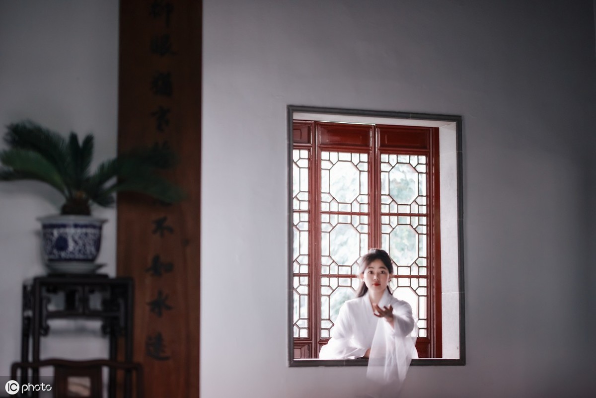 赞美歌曲好听的句子（夸人唱歌好听的话简短） 第9张