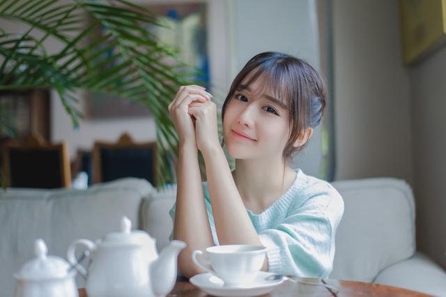 关于爱心的句子唯美简短（描写爱心的优美句子摘抄） 第7张