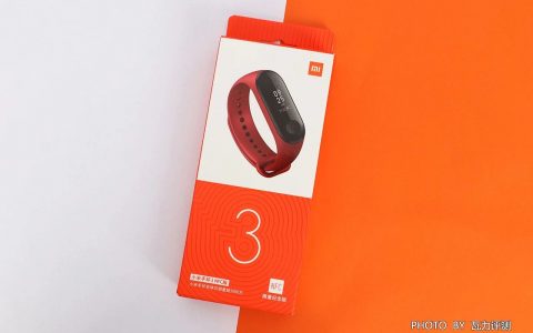 小米手环nfc和普通版区别（小米手环3 NFC限量版和普通版差距）