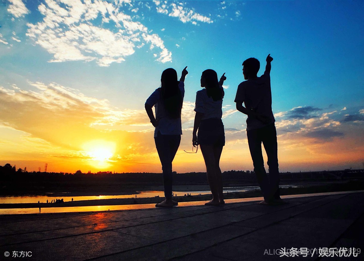 朋友离开了伤感的句子（适合发圈的63条离别说说） 第5张