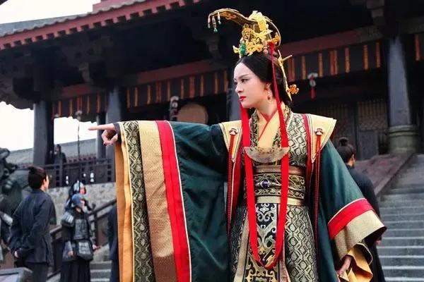 宣太后和秦始皇的关系（细数宣太后的传奇人生） 第7张