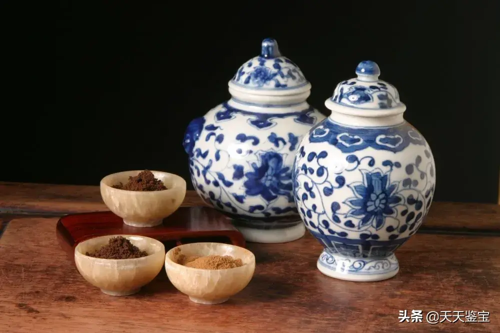 鼻烟壶是干嘛用的（关于鼻烟壶的历史） 第5张