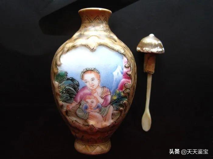 鼻烟壶是干嘛用的（关于鼻烟壶的历史） 第15张